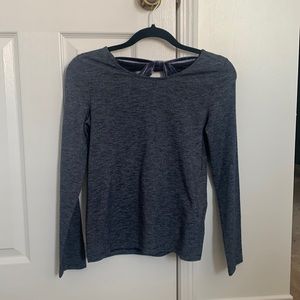 Kids Blue & sliver long sleeve w/ cute bow in back